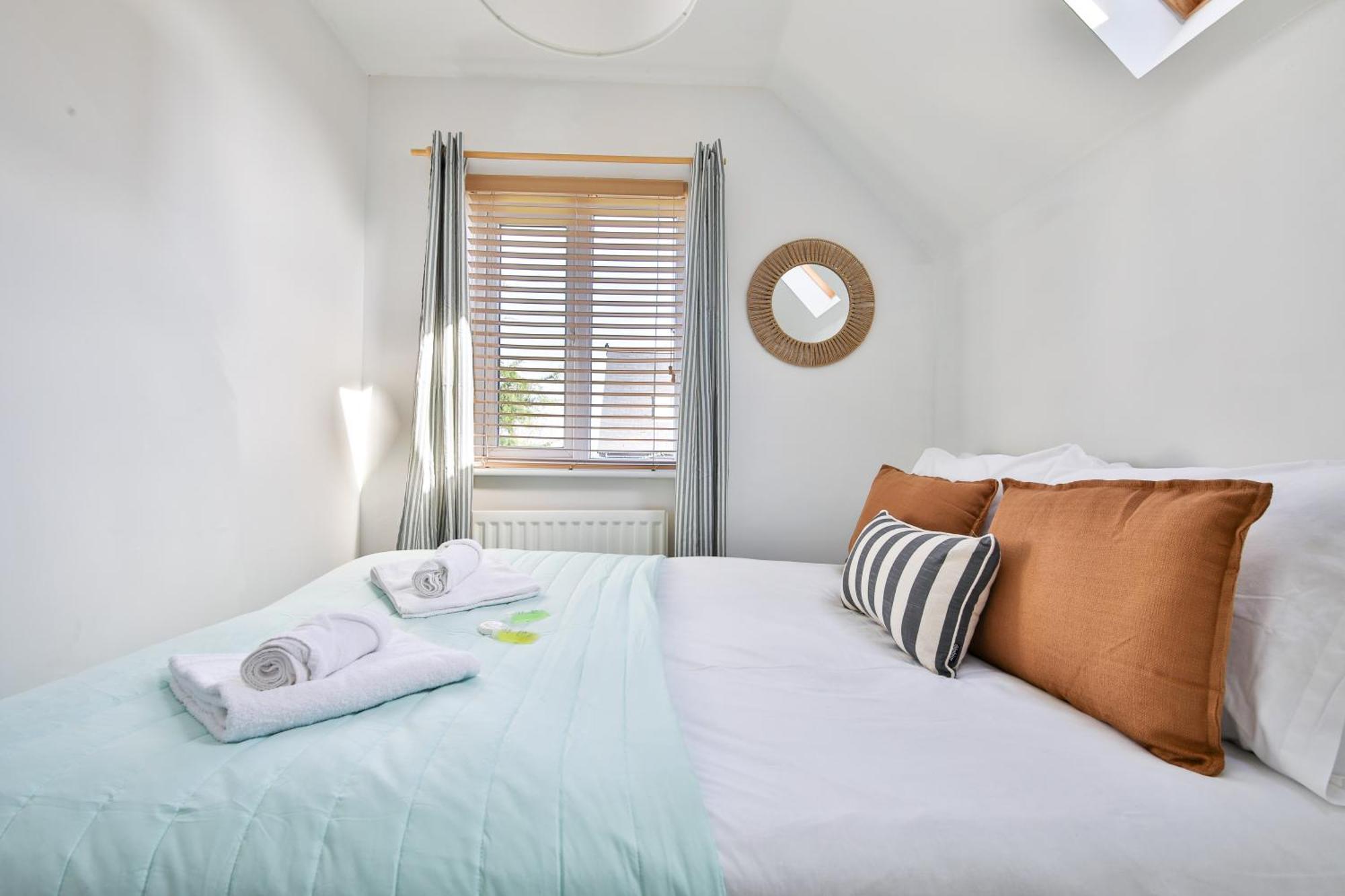 Stayright 2 Bed Beach House With Private Parking- Next To Barry Beach And Jackson Bay Ngoại thất bức ảnh